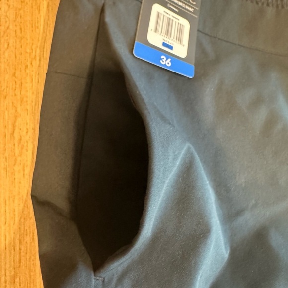 Banana republic men’s motion tech hybrid pant true black NWT - Picture 8 of 10